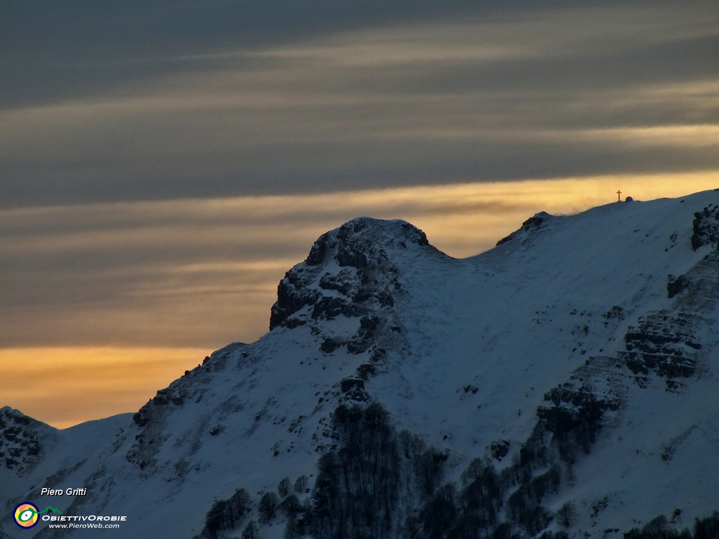 77 Tramonto sul Due Mani.JPG